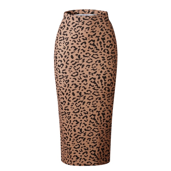 B2G1♦️🆕 Leopard Print Curvy Midi Skirt Brown - Picture 5 of 7